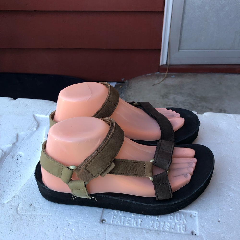Teva Midform Universal Leather Tan Desert Sand Gray Sandals 1102435 Size 8 - Picture 2 of 16